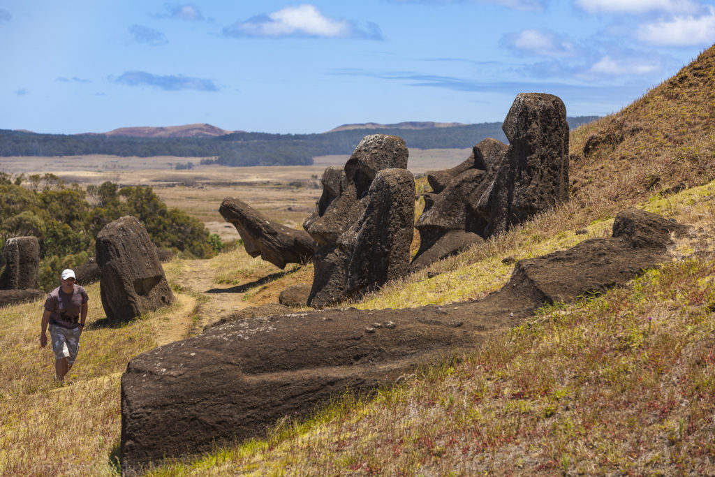 Wyspa Wielkanocna - wyprawa, jaskinie Rapa Nui